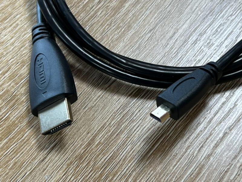 micro HDMIとHDMI